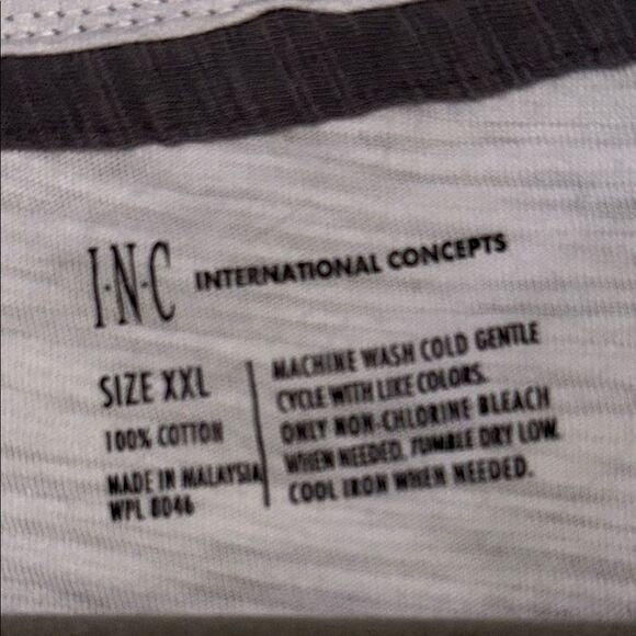 INC International Concepts White V-Neck Short Sleeve Tee - Picture 2 of 10